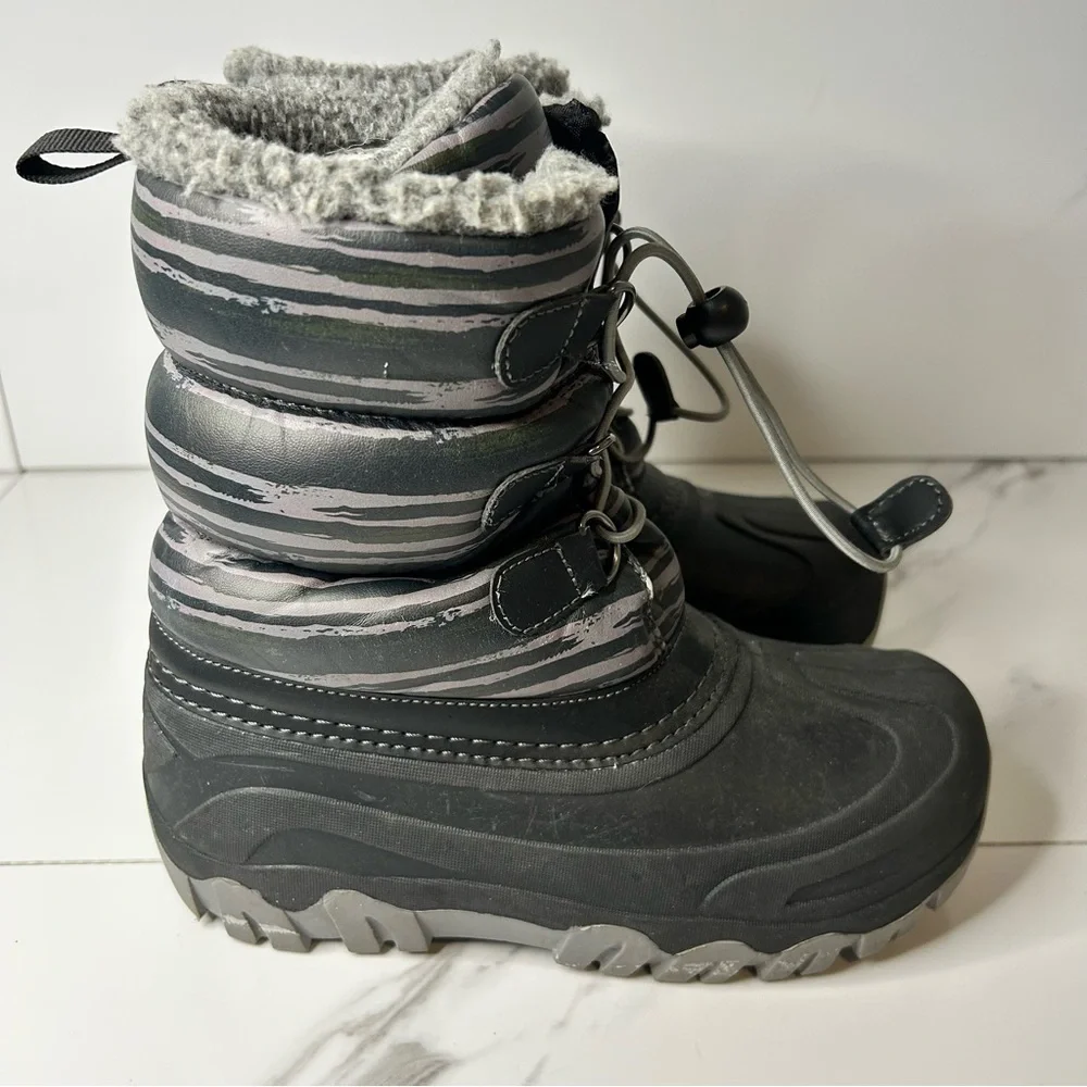 Tamarack Kids Snow Boots Water Resistant Insulated Size 3